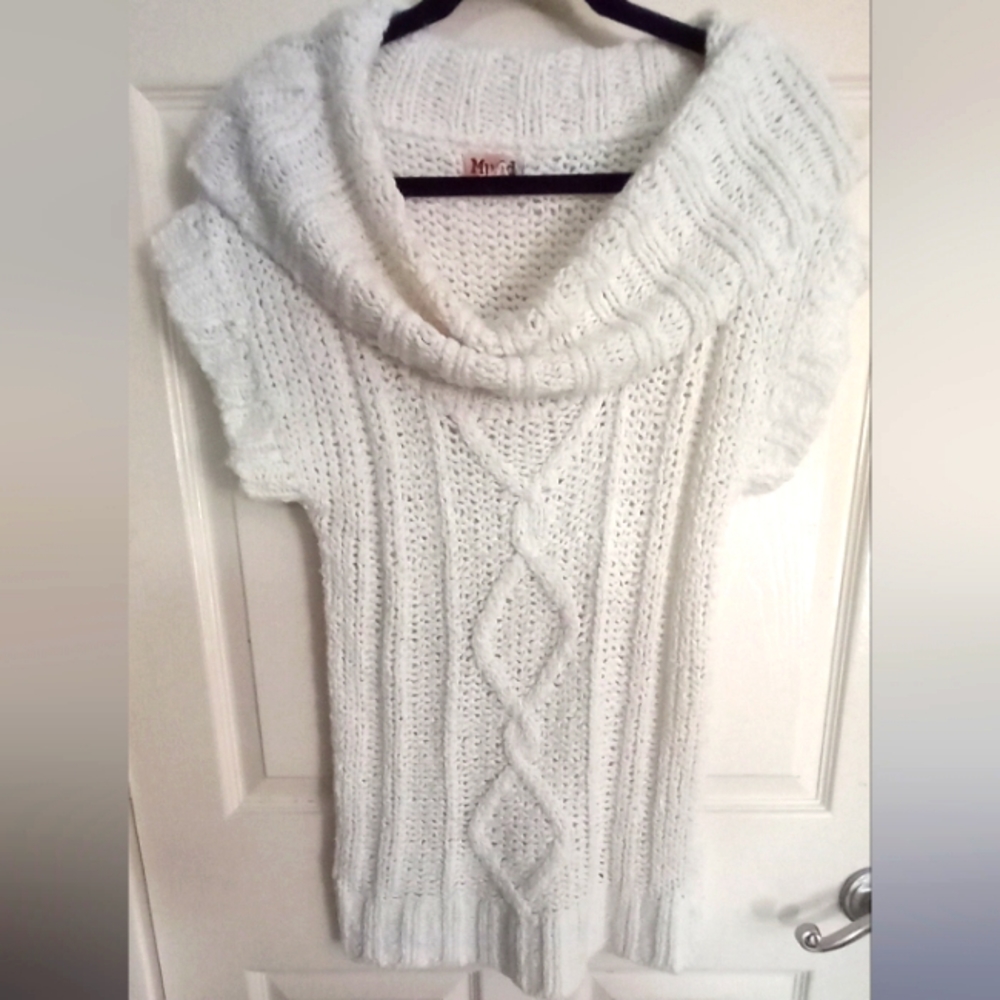 Cream colored MUDD cowl neck/off the shoulder, capped sleeve sweater
